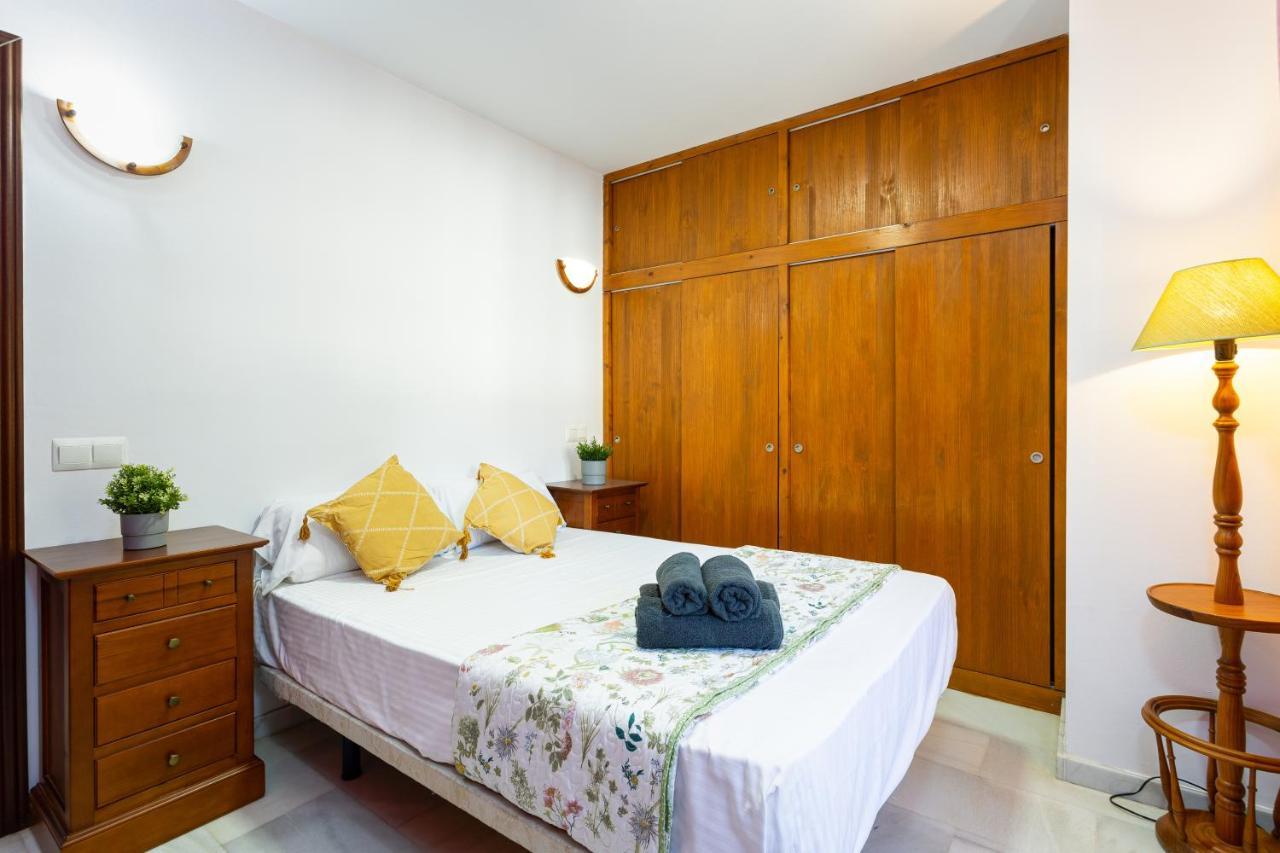 Holidays2Malaga Montesa 700M From The Beach Rooftop Terrace ภายนอก รูปภาพ