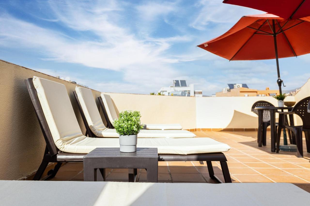 Holidays2Malaga Montesa 700M From The Beach Rooftop Terrace ภายนอก รูปภาพ
