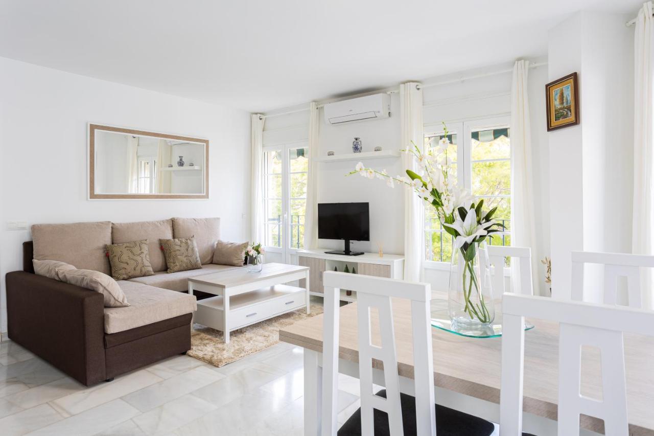 Holidays2Malaga Montesa 700M From The Beach Rooftop Terrace ภายนอก รูปภาพ